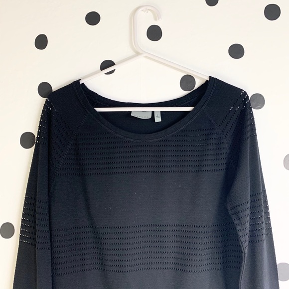 EUC ATHLETA LIMITLESS CREW NECK BLACK PULLOVER S - Picture 4 of 8